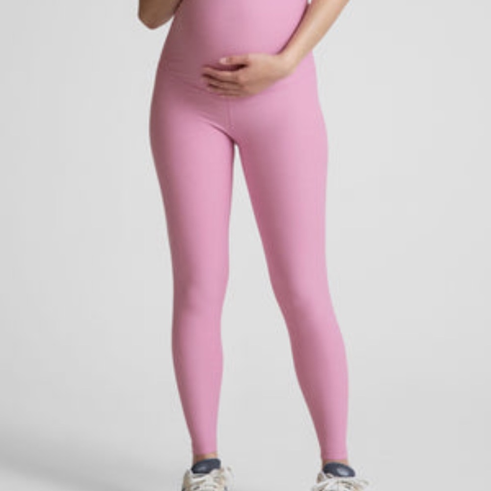 Beyond Yoga Maternity Leggings & Tank Set in Light Pink - Picture 3 of 6